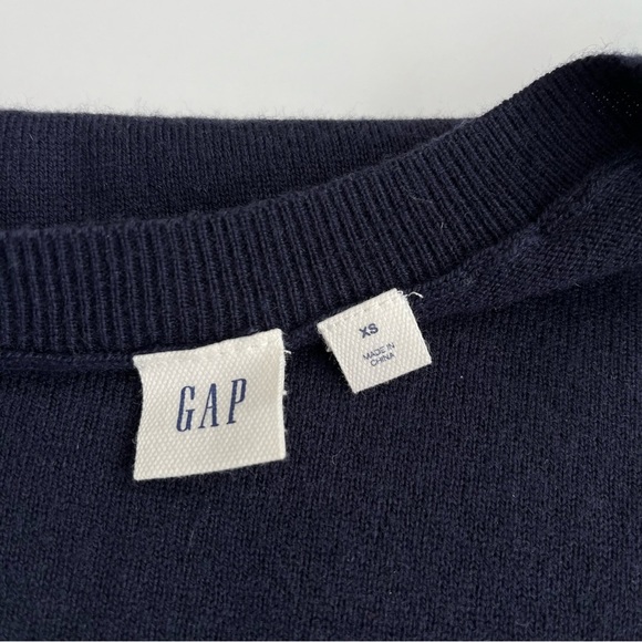 Gap Women's Ruffle Hem Sweater Sz XS Navy Classic Crewneck Feminine Romantic - Picture 3 of 8